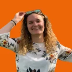 Portrait de Mélanie, étudiante d’Ecoris Online, partageant son témoignage.